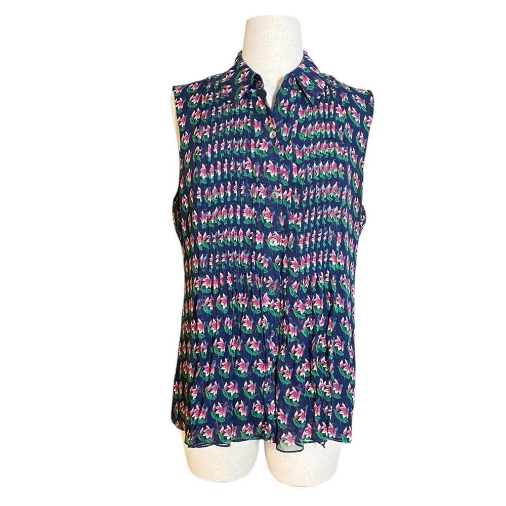 DIANE VON FURSTENBERG 100% silk button down sleeveless blouse | 8